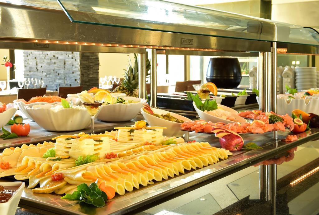 Pestana Colombos Premium Club 호텔 포르투산투 외부 사진